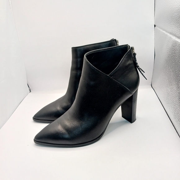 Paige Black Kenna Ankle Heel Booties Sz 7 Womens Leather Point Toe - Picture 2 of 12